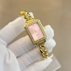 Elegant gold square watch for women with pink rhinestone dial and chain strap