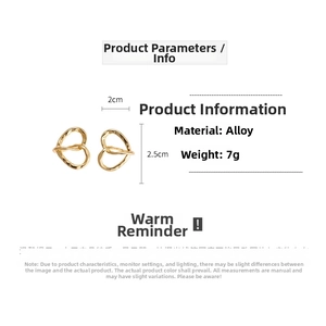 Size specifications and material detail of 18k gold plated heart drop earrings