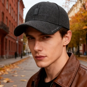 Men's dark grey fleece baseball cap with ear protection and street embroidery