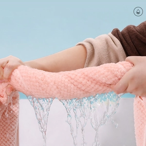 Serviette de bain rose gaufrée pour adultes avec haute absorption et séchage rapide