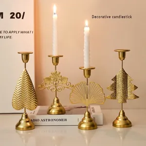 Iron Art Candle Holder Metal Candlestick Butterfly Leaf Star Heart Shape European Luxury Tabletop Decor Wedding Christmas Accessory