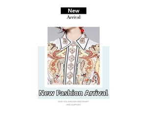 Détail de chemise à imprimé paisley vintage avec col à revers et finitions à pois