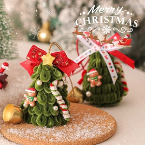 Addobbi per albero di Natale in ciniglia fatti a mano con fiocchi rossi e stelle dorate