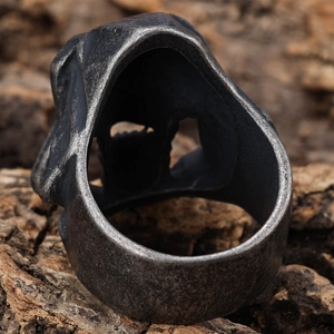 Vintage gothic skull ring in 3D hooded design made of antique stainless steel for men