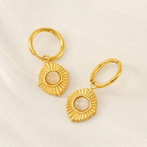 Sunburst Cats Eye Hoop Earrings 18K Gold Plated Stainless Steel French Retro Elegant Round Opal Pendant For Women