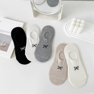 Invisible Boat Socks Sweet Bow Embroidery Ribbed Knit Polyester Low Cut Anti Slip Silicone Heel Women Simple Versatile