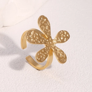 18k gold-plated stainless steel flower ring with hammered texture and adjustable open band