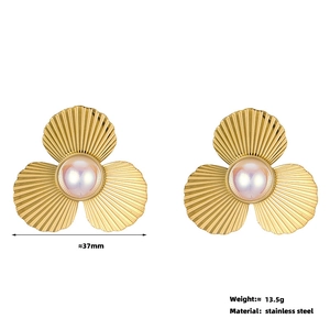 Golden clover pearl earrings in stainless steel with 37mm clover fan design for women