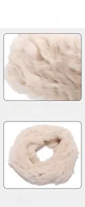 Detail van de pluche konijnenharen hoofdband met precisienaden en warme binnenvoering
