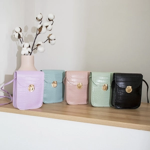 Women Mini Crossbody Bag Crocodile Pattern PU Leather Metal Lock Phone Pouch Daily Fashion Small Shoulder Bag