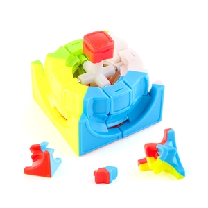 Internal structure of a 5.7cm 3x3 educational magic cube puzzle with colorful parts