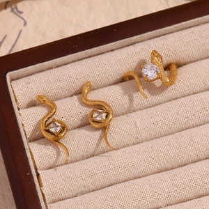 Boucles D'oreilles Et Bague Serpent Bijoux En Acier Inoxydable Plaqué Or 18K Zircon Cubique Carré Rond Pour Femmes