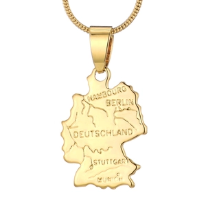 Collana con mappa della Germania placcata oro 18K con incisioni delle città