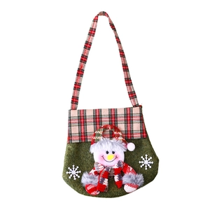 Green plaid Christmas snowman felt gift bag with handle for candy and holiday favors