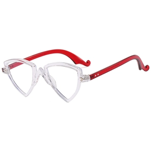 Lunettes triangle tendance avec monture transparente et branches rouges pour un look moderne
