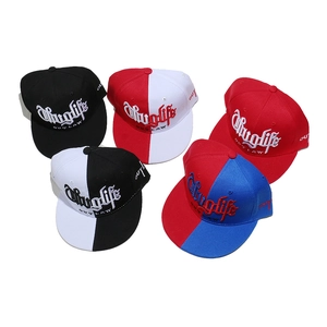 Flachbild-Layout bunter Snapback-Caps mit Thug Life- und OUTLAW-Stickerei