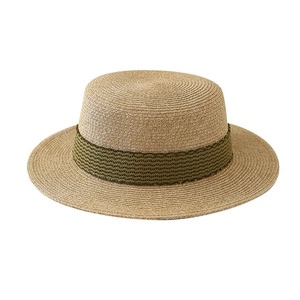 Chapeau de paille à bord large et sommet plat avec ruban vert olive pour plage d'été