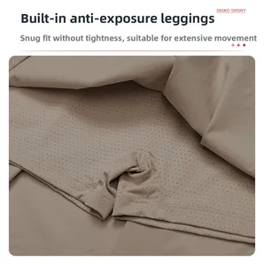 Dettaglio della gonna da tennis con pantaloncini interni in rete traspirante protettiva