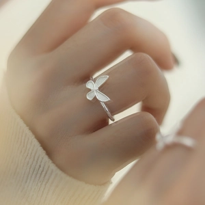Minimalist S925 sterling silver butterfly ring with delicate texture for women