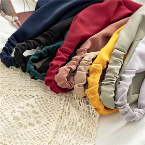 Solid color chiffon triangle headscarf set with elastic pleats in eight different colors