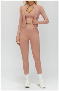 Ensemble de yoga 3 pièces sans couture avec veste brassière et legging rose poudré