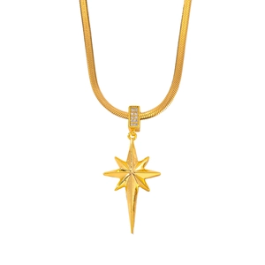 Collier étoile minimaliste en acier doré avec chaîne serpent et pierres zircons