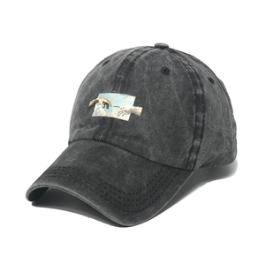 Casquette vintage gris anthracite délavé avec broderie main de la Création d'Adam