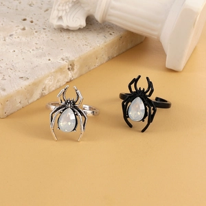 Gothic spider rings in vintage silver and matte black with pear-shaped white stones
