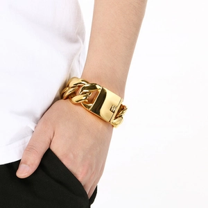 Poliertes vergoldetes Herren-Panzerarmband mit massivem Industrie-Verschluss-Design