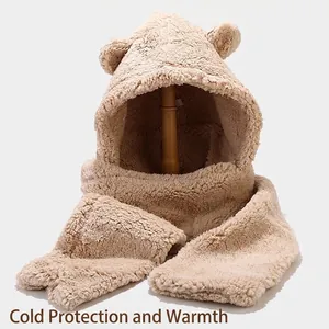 Ensemble bonnet écharpe beige en peluche avec oreilles d'ours pour chaleur hivernale