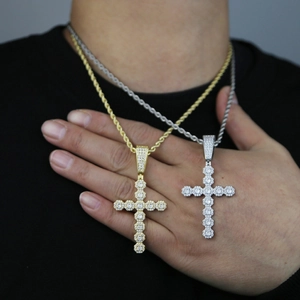 Hip hop cross pendant necklaces in gold and silver with zircon diamonds on rope chains