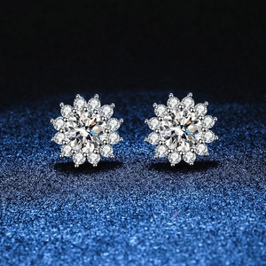 S925 Sterling Silver Sunflower Moissanite Stud Earrings D Color Sparkly Daisy Flower Rhinestone Ear Jewelry For Women