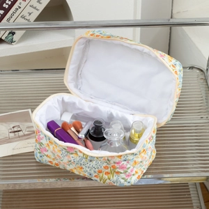 Quilted floral makeup bag with large capacity storage for toiletries and cosmetics