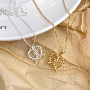 Minimalist 925 sterling silver twisted heart pendant necklace in gold and silver