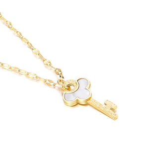 Elegant gold stainless steel necklace with shell-inlaid clover key pendant for women
