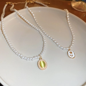 Vintage French Artificial Pearl Necklace With Oval Tulip Enamel Pendant And Cat Eye Stone For Women Elegant Clavicle Chain