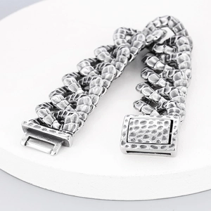 Vintage stainless steel snake-shaped chain bracelet for men with oxidized silver finish