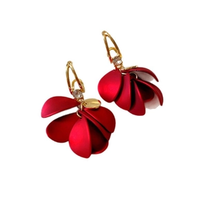 Elegant red flower petal earrings with rhinestone stud and festive vintage gold finish