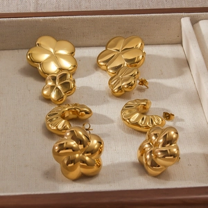 18K Gold Plated Stainless Steel Flower Stud Earrings For Women Mirror Polished Geometric Floral Heart Leaf Fashion Jewelry Gift
