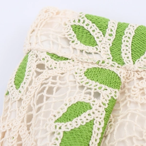 Ensemble haut et jupe en crochet ajouré beige et vert au style français élégant