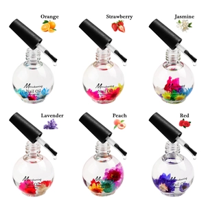 Set van 6 nagelriemoliën met droogbloemen in glazen flesjes van 15ml diverse geuren