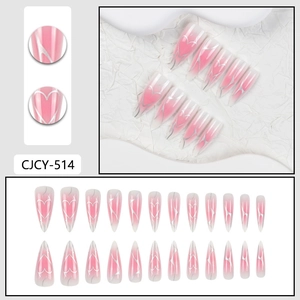 Faux ongles longs stiletto avec dégradé rose, lignes argentées et motifs de cœur