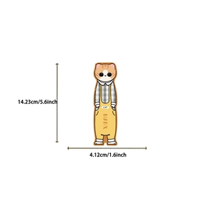 Detailed size specifications of the cartoon cat bookmark featuring a cute yellow outfit