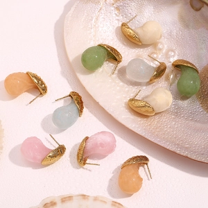 Detail of multi-colored water-drop earrings with 18K gold-plated textured metal bases
