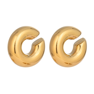 Minimalist 18K gold-plated C-shaped chunky ear cuff with a polished metallic finish