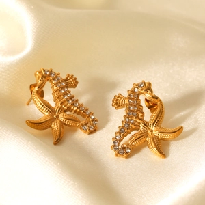 Boucles d'oreilles hippocampe et étoile de mer en acier inoxydable doré avec zircons blancs