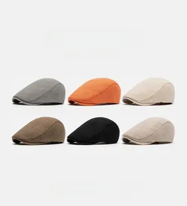Collection de bérets plats en six couleurs unies avec une texture en coton et lin