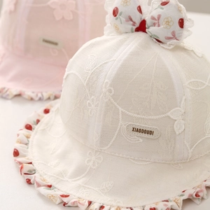 Chapeau de soleil pour bébé fille en dentelle avec broderie florale et nœud mignon