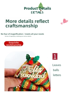 Vue détaillée d'une décoration de Noël en paillettes avec texte doré Feliz Navidad