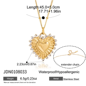 Détails de la taille du collier cœur doré et de la chaîne d'extension en acier inoxydable